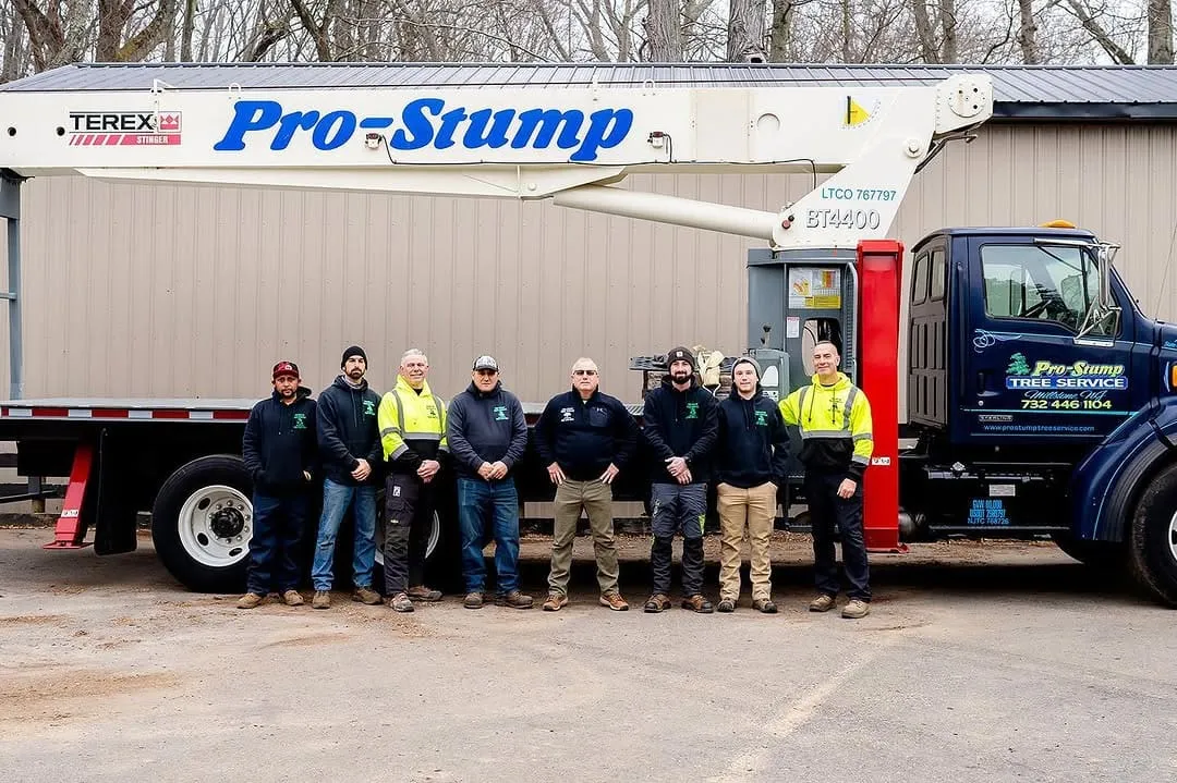 Tree Service in Brick, NJ | Pro-Stump Tree Service Pro-Stump Tree Service crew and crane truck, serving Brick, NJ